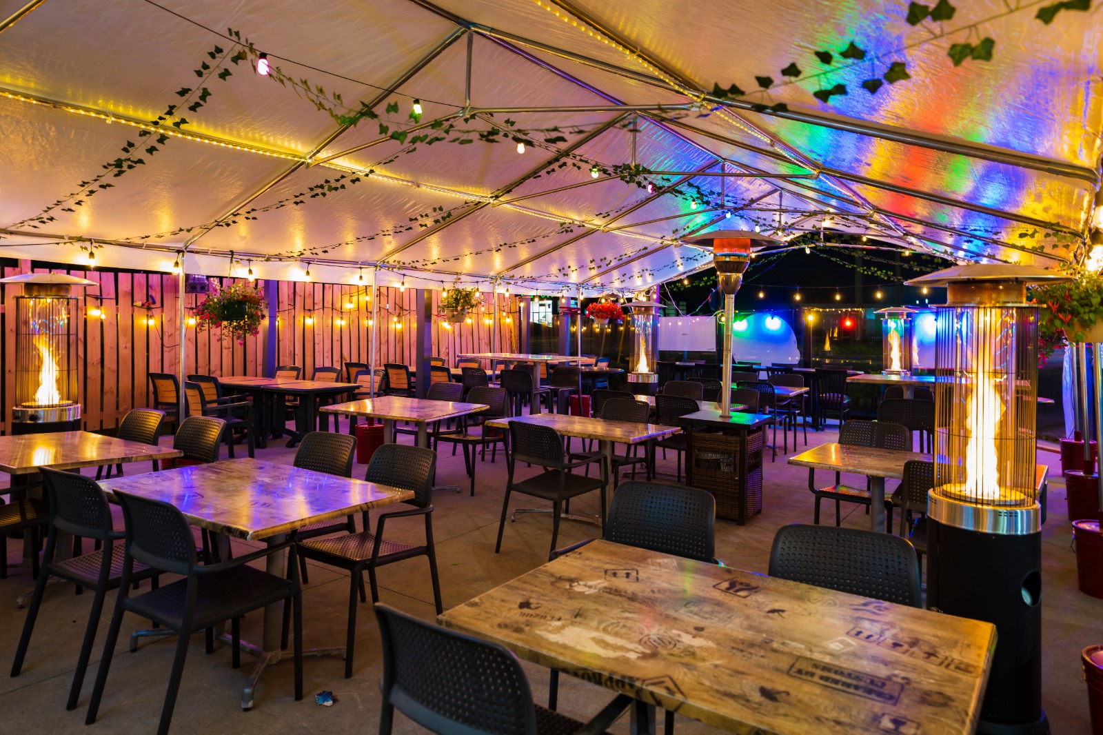 CLOUD NINE - BAR & GRILL